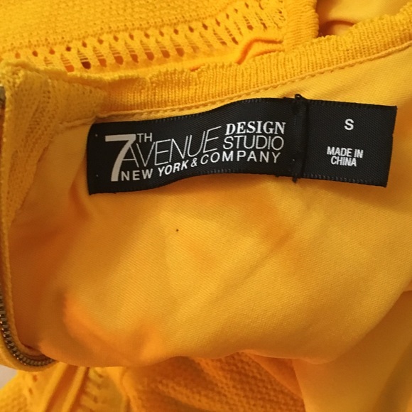 Yellow dress - Picture 5 of 5